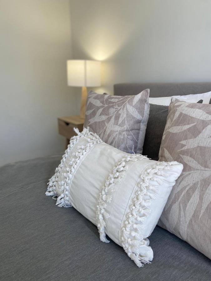 Modern Luxury 1 Bedroom Apartment - Walk To The Shops! Free Wifi Clarkson Exterior foto